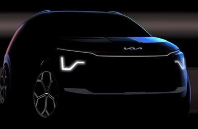 Hãng xe Kia hé lộ hình ảnh ô tô Niro 2022 trước ngày ra mắt