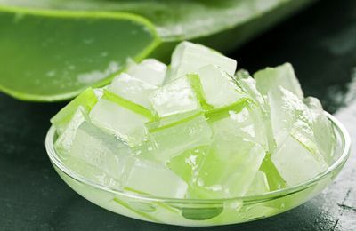 Bí kíp dưỡng lông mi dài đẹp bằng nha đam