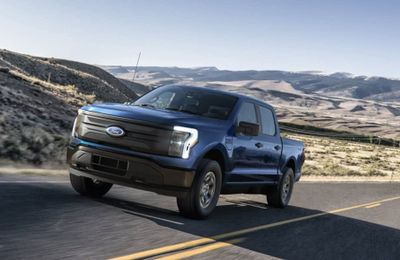 Muốn mua Ford F-150 Lightning? Chờ 3 năm nữa!