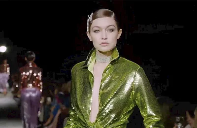 Tom Ford hào nhoáng trong bộ sưu tập Xuân/Hè 2022