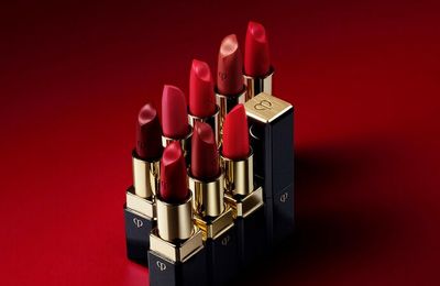BST son môi lấy cảm hứng từ đóa hoa của Clé de Peau Beauté