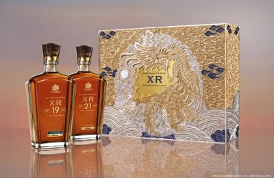BST Đậu bạc giới hạn X John Walker& Sons XR: Tinh hoa của ngành chế tác kim hoàn Việt Nam
