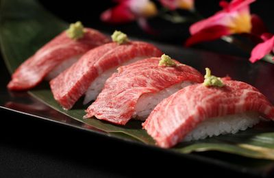 Thưởng thức 3 món ngon trứ danh từ bò Wagyu đắt đỏ