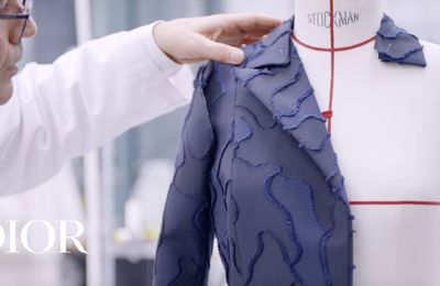 Chiếc áo Bar Jacket trứ danh đã được Dior tạo ra như thế nào?