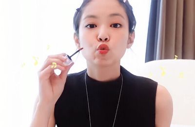 Bắt trend 4 thỏi son cho môi căng mọng từ Blackpink