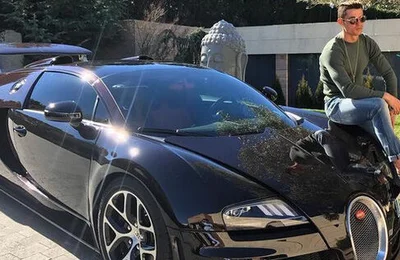 "Tròn mắt" trước bộ sưu tập siêu xe cực khủng của Ronaldo