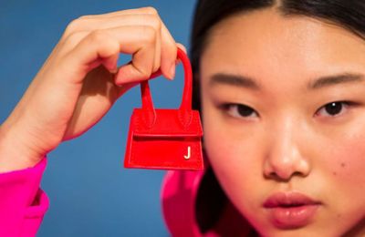 Micro Bag - những chiếc túi tí hon “chiếm sóng” làng thời trang
