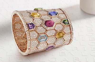 9 mẫu đồng hồ nữ sang trọng nhất tại Watches & Wonders 2021