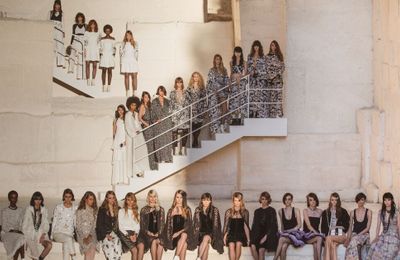 “Testament of Orpheus” nguồn cảm hứng bất tận cho BST Chanel Cruise 2022