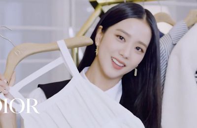 Jisoo tỏa sáng như một ngôi sao khi xem show diễn Dior Cruise 22
