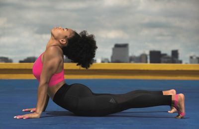 Adidas ra mắt quần bó nguyệt san TechFit