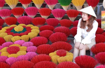 Ngắm một Huế rất khác, đa sắc màu mà vẫn tình và thơ