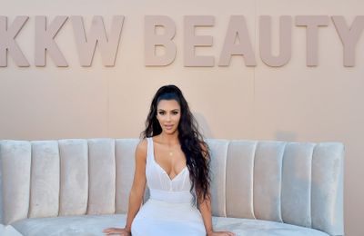 Kim Kardashian West công bố “tương lai” cho KKW Beauty