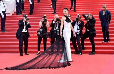 Những trang phục đẹp nhất trên thảm đỏ Cannes 2021