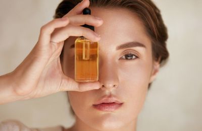 Dầu Jojoba có thể giải quyết vấn đề về mụn?