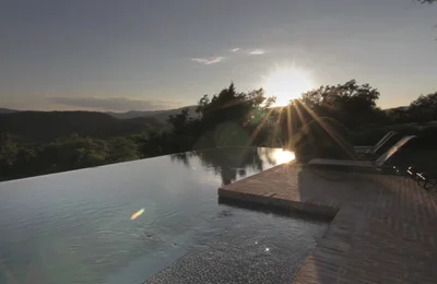 Không gian nghỉ dưỡng tuyệt vời tại Castello di Rechio Hotel - Lâu đài 1000 tuổi vùng Umbria, Ý