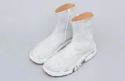 Tabi Boots - Đôi giày móng dê nổi tiếng của Maison Margiela