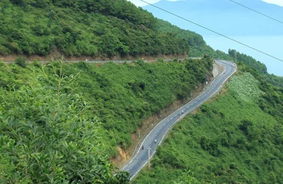 Chinh phục Đệ nhất hùng quan với những khúc cua tử thần đẹp mê hồn
