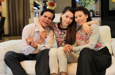 Top 5 bà mẹ của sao Việt có gu thời trang chất như nước cất