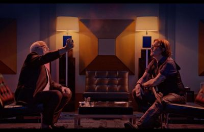 Johnny Depp tiếp tục làm người đại diện cho dòng nước hoa Eau Sauvage của Dior