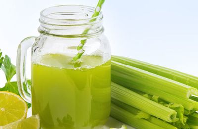 4 công thức detox cần tây tốt cho sức khỏe