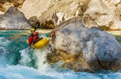Những địa điểm chèo thuyền kayak đẹp nhất thế giới