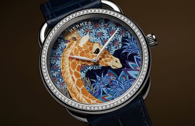 195 mảnh gỗ khảm thủ công trên mặt đồng hồ Hermès Arceau The Three Graces