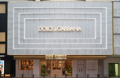 Dolce&Gabbana ra mắt BST mừng Tết Nguyên đán của Châu Á