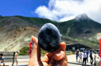 Những quả trứng bóng đêm tại Hakone, Nhật Bản