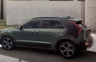 Chi tiết "xế xanh" Kia - Niro Hybrid 2022 đã được hé lộ cụ thể