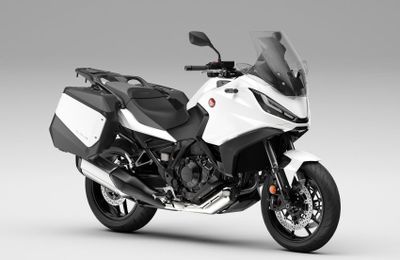 Honda NT1100 2023 bản nâng cấp với các tùy chọn màu mới