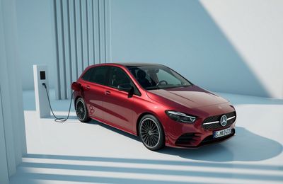 Mercedes-Benz B-Class ra mắt phiên bản 2023 nâng cấp