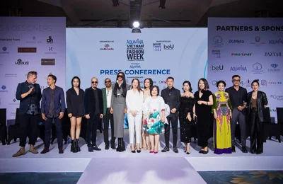 BST "Sương" lấy cảm hứng từ di sản miền Bắc mở màn Aquafina VIFW 2022