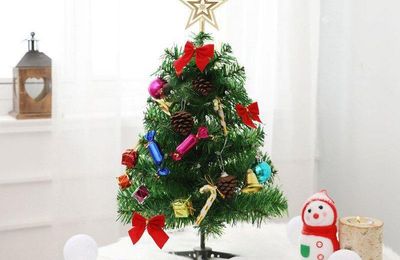Học ngay cách trang trí cây thông nhỏ cho mùa Giáng sinh