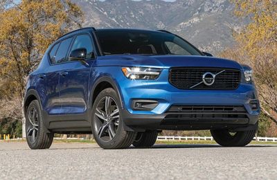 Chỉ có 2 chiếc SUV cỡ nhỏ đạt xếp hạng Tốt trong bài kiểm tra an toàn của IIHS