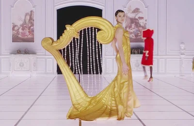 Moschino Thu Đông 2022 - Tôn vinh tài năng sáng tạo của Jeremy Scott