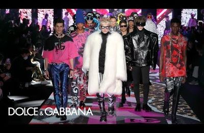 Tuần lễ thời trang nam Milan: Machine Gun Kelly gây chú ý cho buổi trình diễn thời trang nam giới thu đông 2022 của Dolce & Gabbana
