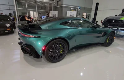 2022 Aston Martin Vantage F1 Edition: Một góc cạnh sắc nét hơn