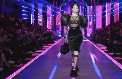 Dolce & Gabbana | Fall Winter 2022/2023: Thời đại của metaverse