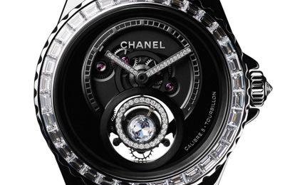 Chiếc đồng hồ Chanel - J12 Diamond Tourbillon Calibre 5 vẻ đẹp thẩm mỹ