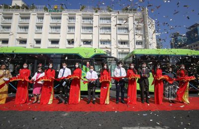 VinBus khai trương tuyến buýt điện đầu tiên tại TP.HCM