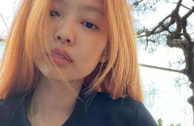 Jennie “chào hè” với mái tóc màu cam dâu rực rỡ