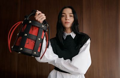 Ferragamo Cage - Mẫu túi đại diện cho mùa Xuân Hè 2022 này!