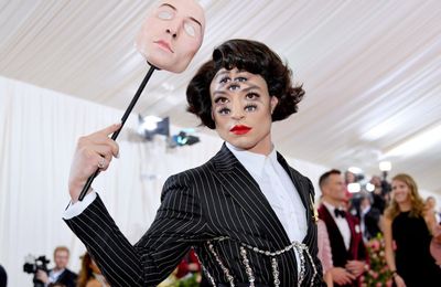Vogue công bố chủ đề MET Gala 2022: “Gilded Glamour”