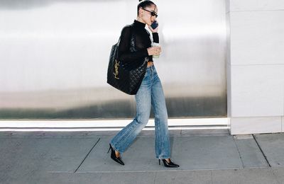 Saint Laurent ra mắt dòng túi xách oversize mới