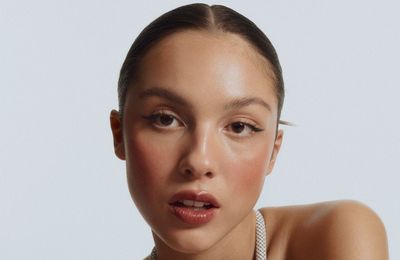 Olivia Rodrigo là gương mặt đại diện mới nhất cho thương hiệu mỹ phẩm Glossier