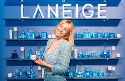 Sydney Sweeney hợp tác cùng Laneige để quảng bá dòng sản phẩm “Water Bank” nổi tiếng