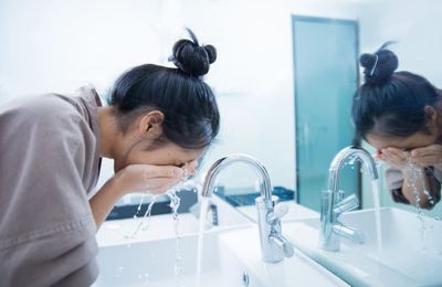 Khôi phục hàng rào bảo vệ da với mẹo làm sạch từ TikTok