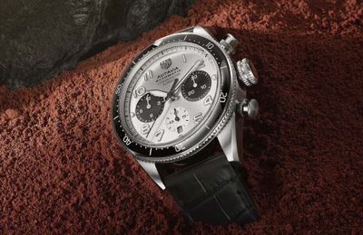 TAG Heuer Autavia Chronograph: Kết nối quá khứ và hiện tại