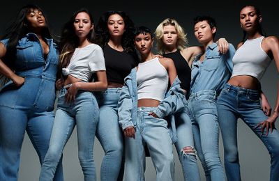 Zara ra mắt BST hợp tác cùng “cô ba” nhà Kardashian